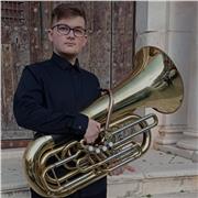 Profesor titulado con 3 años de experiencia, ofrece clases particulares del área de composición (Análisis, Armonía, Contrapunto, Orquestación...) en Córdoba (a domicilio o a distancia)